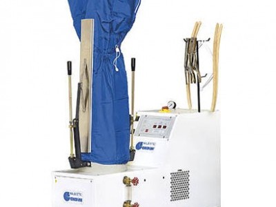 Tại sao nên sử dụng máy thổi phom quần áo trong kinh doanh?