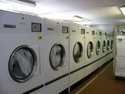 KINH NGHIỆM SỬ DỤNG MÁY GIẶT CÔNG NGHIỆP BỀN ĐẸP, AN TOÀN!