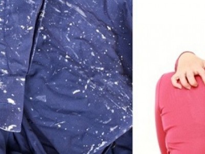 Cách tẩy cặn bột giặt trên quần áo