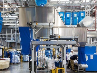 Giặt là công nghiệp là gì? Có gì khác đối với giặt là thông thường?