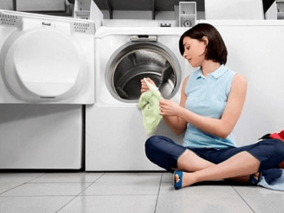Máy giặt cửa nào thân thiện với môi trường hơn ?