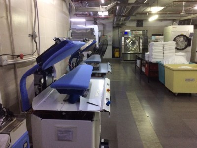 Lăp đặt thiết bị giặt là cho nhà máy Bánh kẹo Tân Huê Viên Sóc Trăng