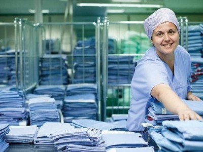 Máy giặt là công nghiệp tiết kiệm điện,hiệu quả cao cho bệnh viện