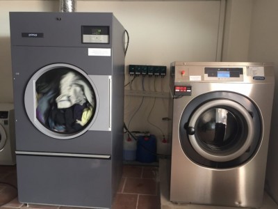 ĐÁNH GIÁ MÁY GIẶT GIA ĐÌNH KHI DÙNG CHO TIỆM GIẶT LÀ