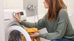 Mẹo giữ quần áo lâu bền trong giặt là